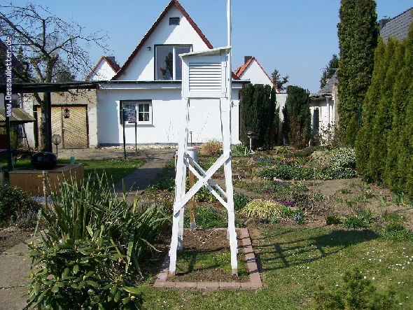 http://dessauwetter.de/galerie2/cache/vs_2%20Station%20WS3600_WS_006.JPG